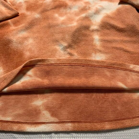 Wst Cst Women's Long Sleeve Tie-Dye Cut-Out Back Lightweight Sweatshirt - Picture 5 of 9